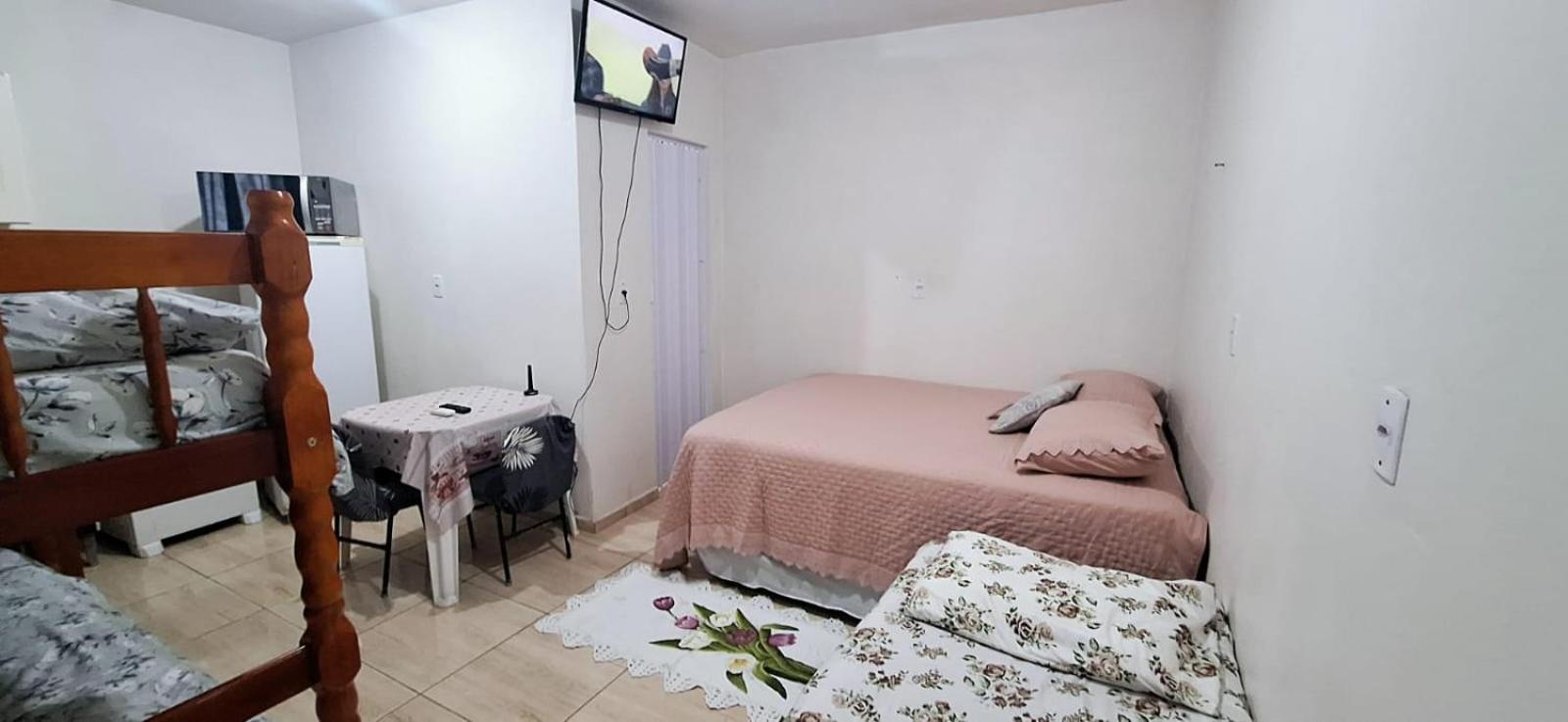 Kitnet S1 Em Torres-Rs - Na Mais Bela Praia Gaucha - Cozinha - Banheiro - Ar Condicionado - Tv E Wi-Fi - Estacionamento - Anfitria Superhost No Bnb מראה חיצוני תמונה